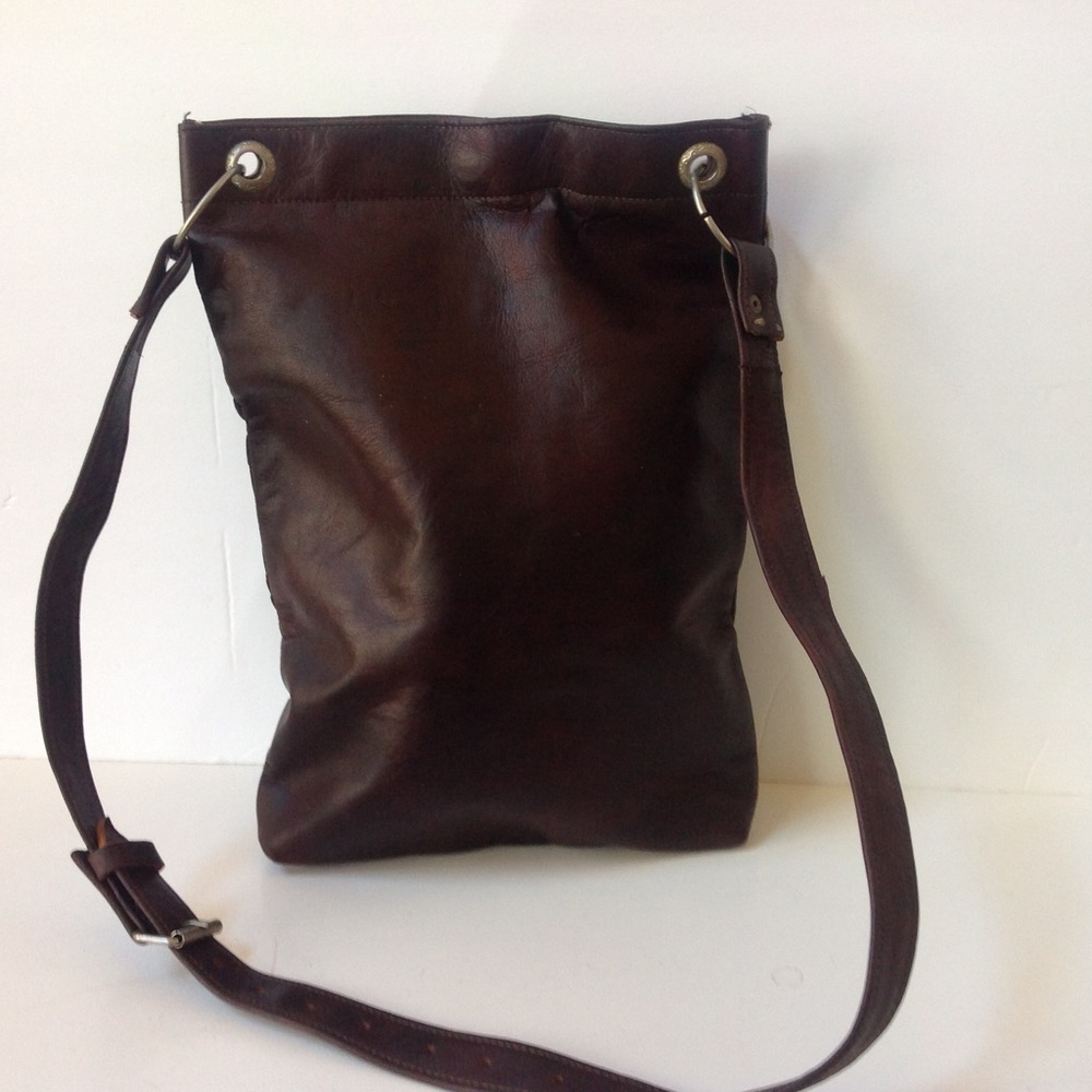 Brown Leather Handbag Satchel Crossbody Medallion - Picture 2 of 3